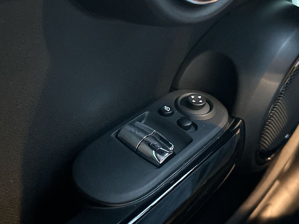 MINI Cooper SE Yours Trim 3d