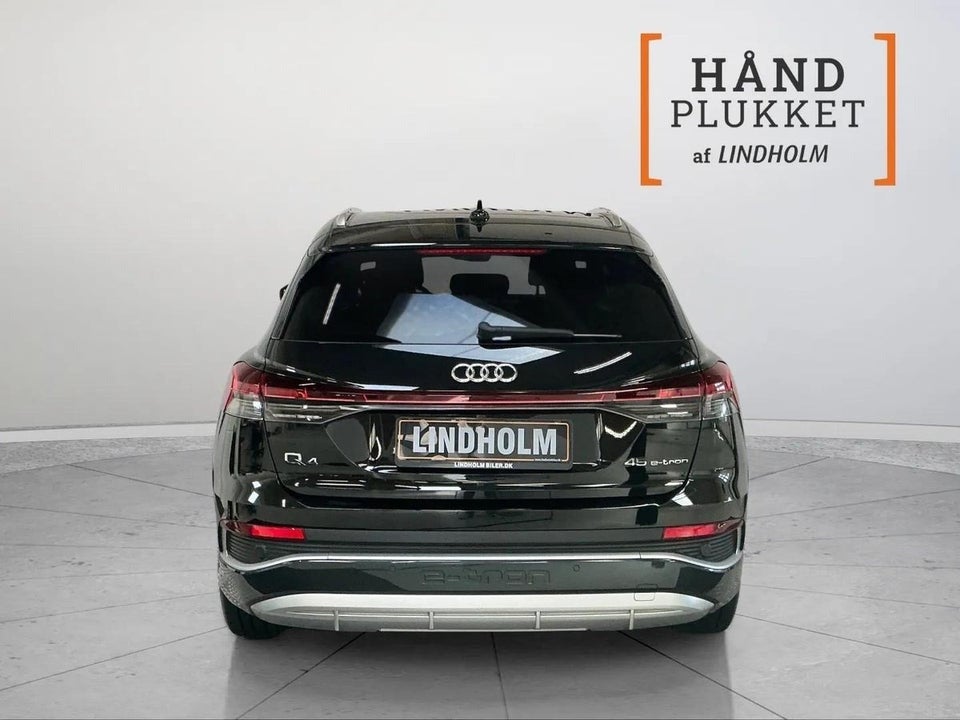 Audi Q4 e-tron 45 S-line 5d