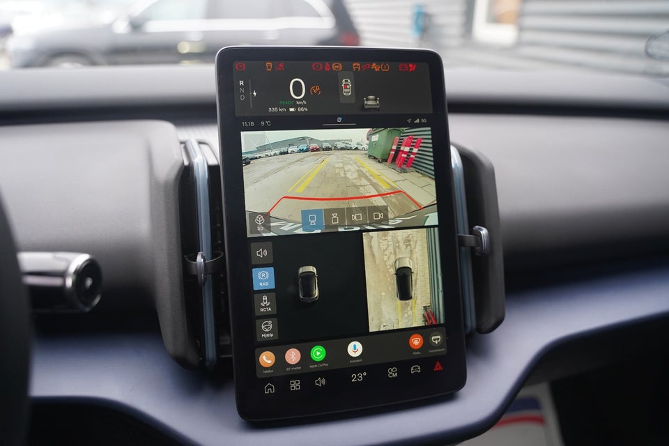 Volvo EX30 Twin Performance Ultra 5d