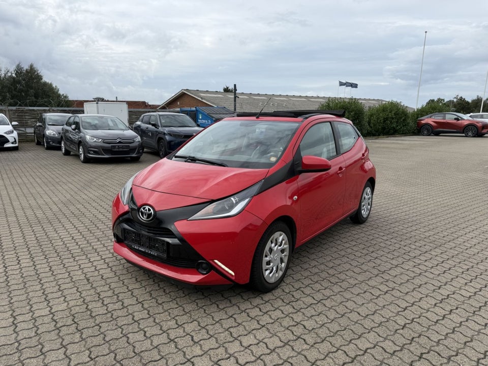 Toyota Aygo 1,0 VVT-i x-sky 5d