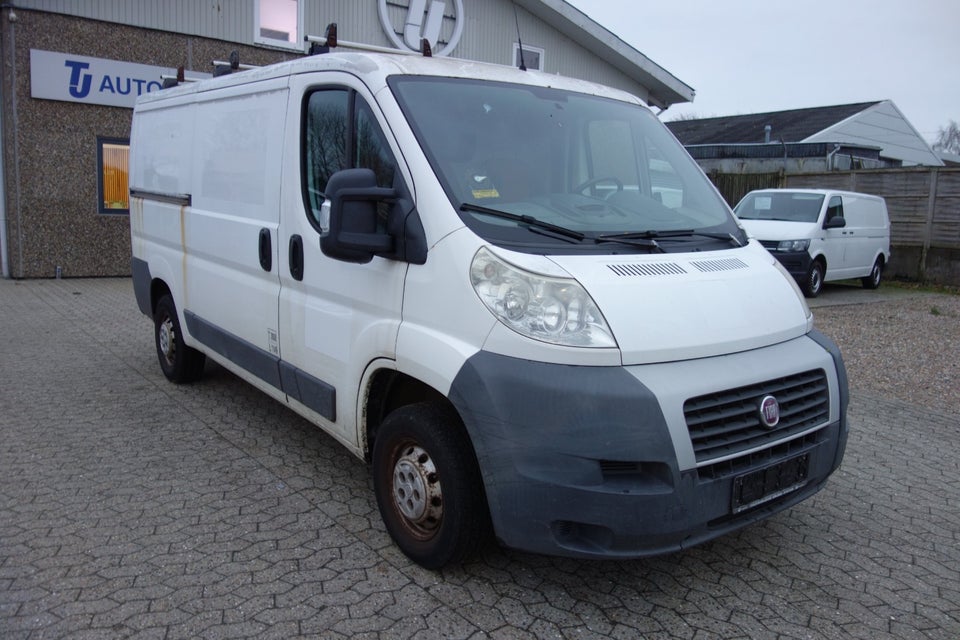 Fiat Ducato 30 2,3 MJT 120 Kassevogn MHT 5d