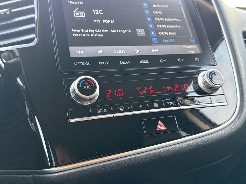 Mitsubishi Outlander 2,4 PHEV Intense CVT 4WD 5d