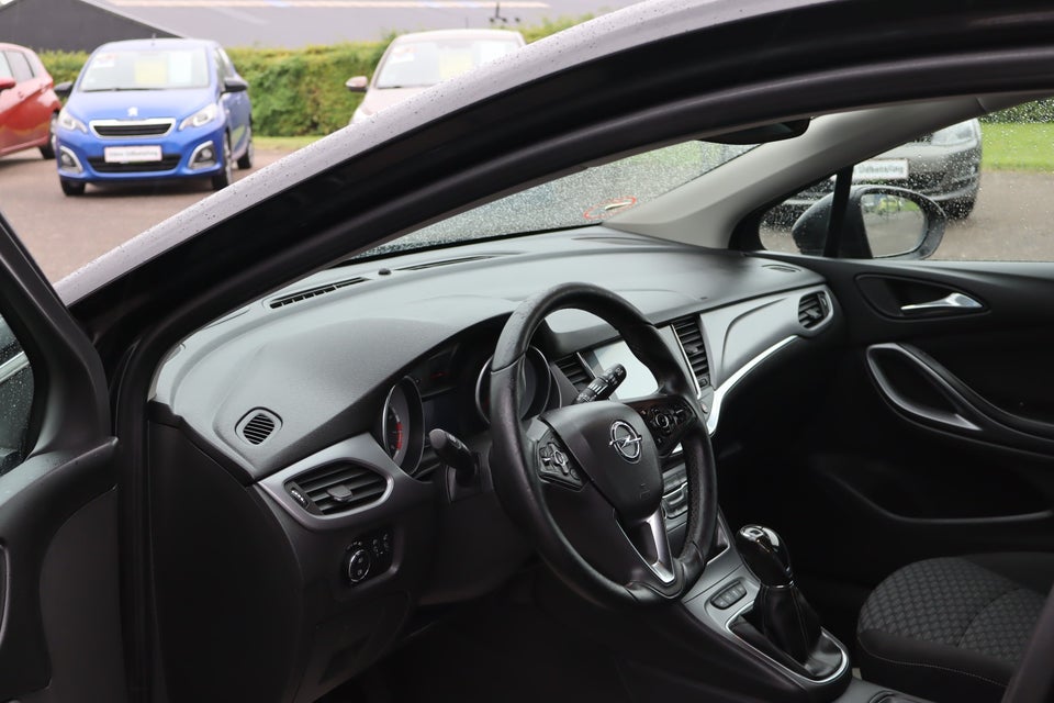 Opel Astra 1,0 T 105 Enjoy Sports Tourer 5d