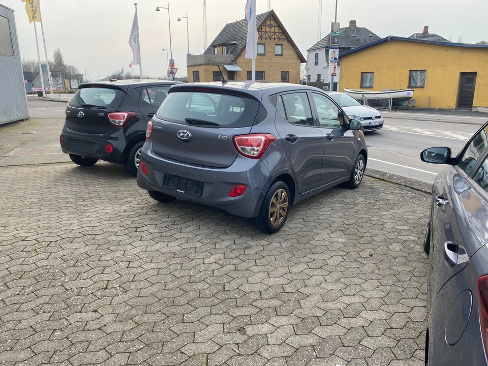 Hyundai i10 1,0 Move 5d