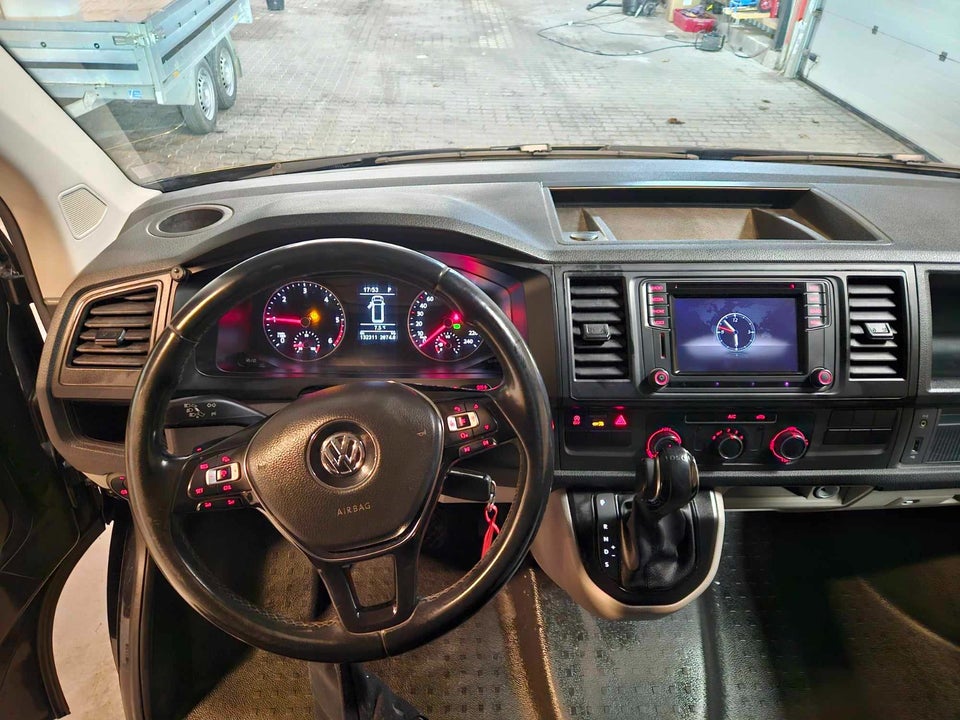 VW Transporter 2,0 TDi 150 Kassevogn DSG lang