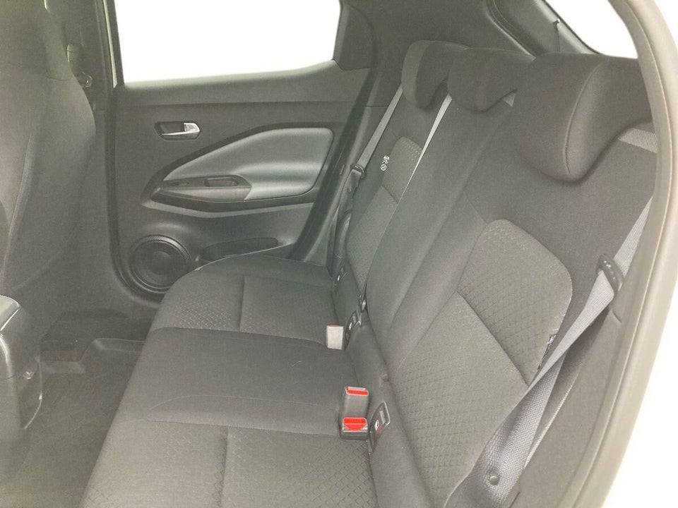 Nissan Juke 1,0 Dig-T 117 N-Connecta 5d