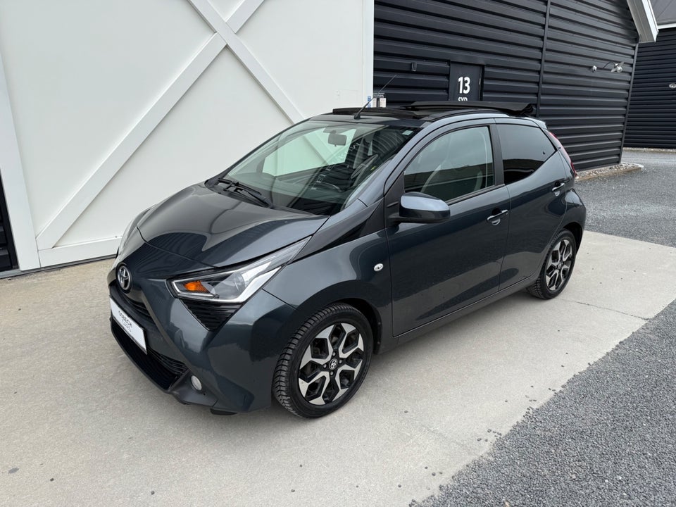 Toyota Aygo 1,0 VVT-i x-sky 5d