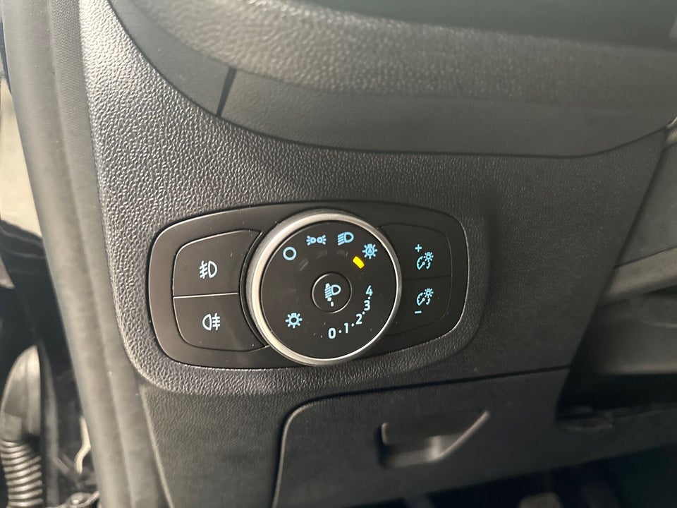 Ford Fiesta 1,0 EcoBoost mHEV Titanium 5d