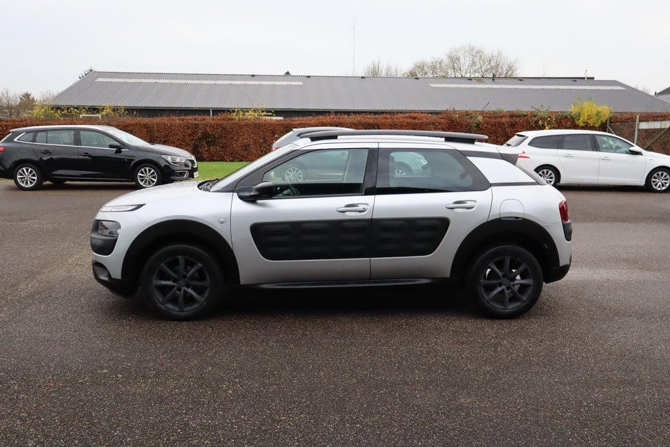 Citroën C4 Cactus 1,2 PureTech 110 Shine 5d
