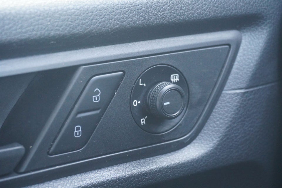 VW Caddy 1,0 TSi 102 BMT Van 4d