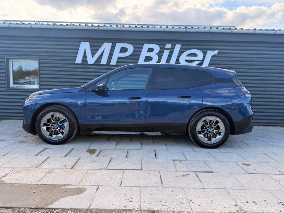 BMW iX xDrive40 5d