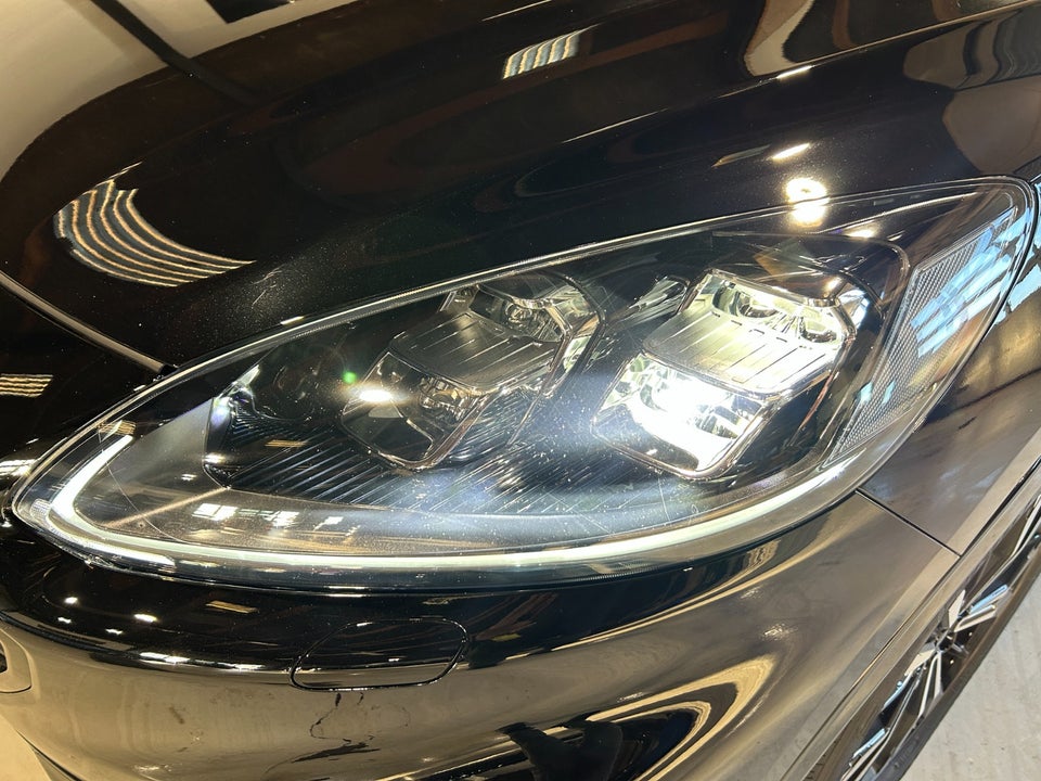 Ford Kuga 2,5 PHEV ST-Line X CVT 5d