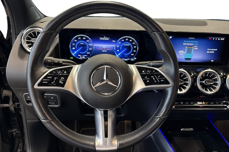 Mercedes EQA250+ Progressive 5d