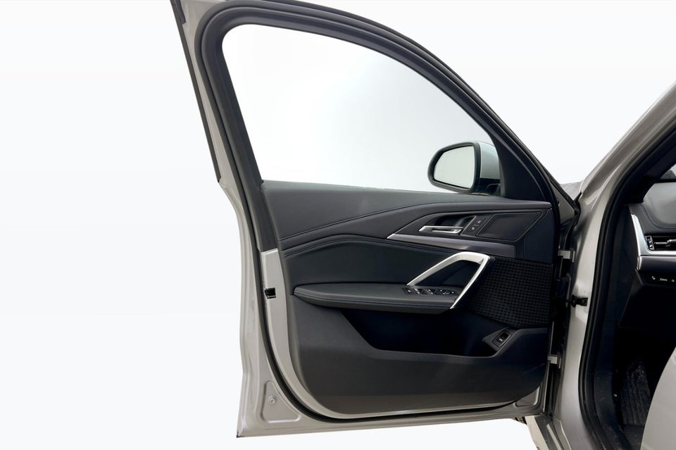 BMW iX1 eDrive20 M-Sport 5d