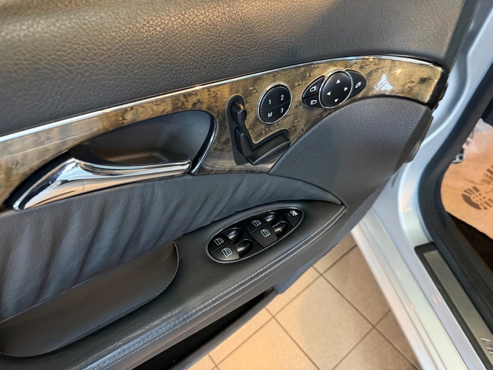 Mercedes E55 5,4 AMG stc. aut. 5d