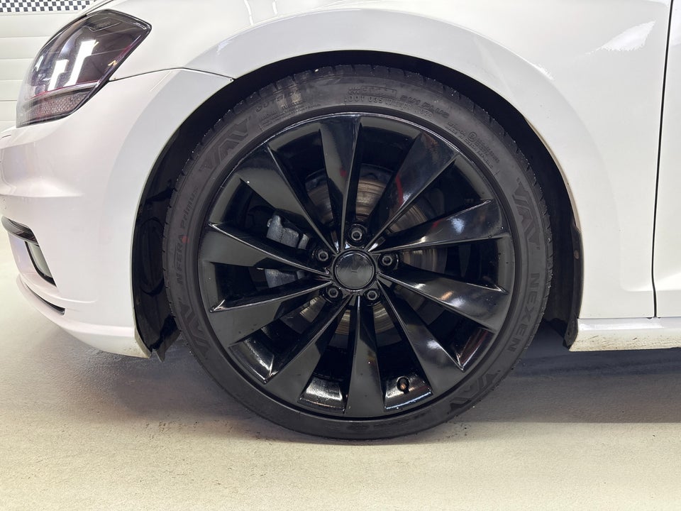 VW Golf VII 1,5 TSi 130 Highline Variant DSG 5d