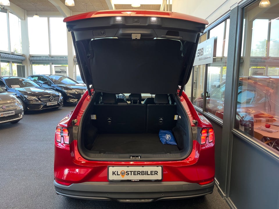 Ford Mustang Mach-E 75 Standard Range 5d