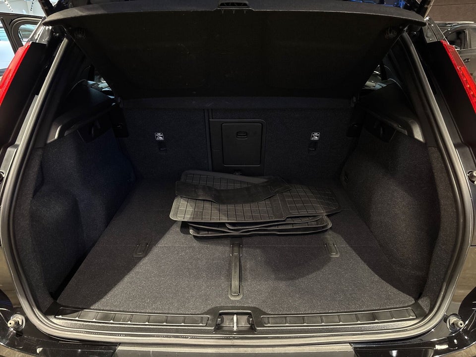 Volvo XC40 P6 ReCharge Plus 5d