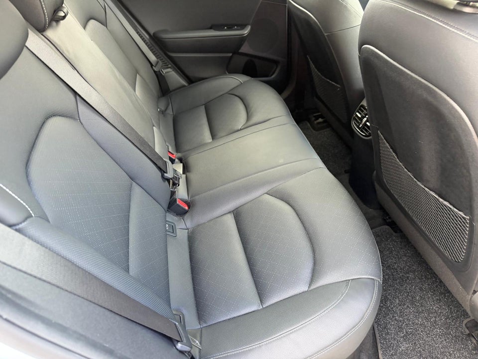 Kia XCeed 1,6 PHEV Upgrade DCT 5d