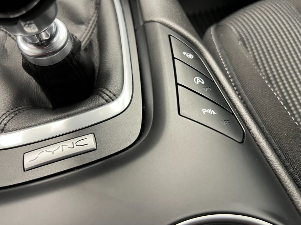 Ford Mondeo 1,5 EcoBoost Titanium 5d