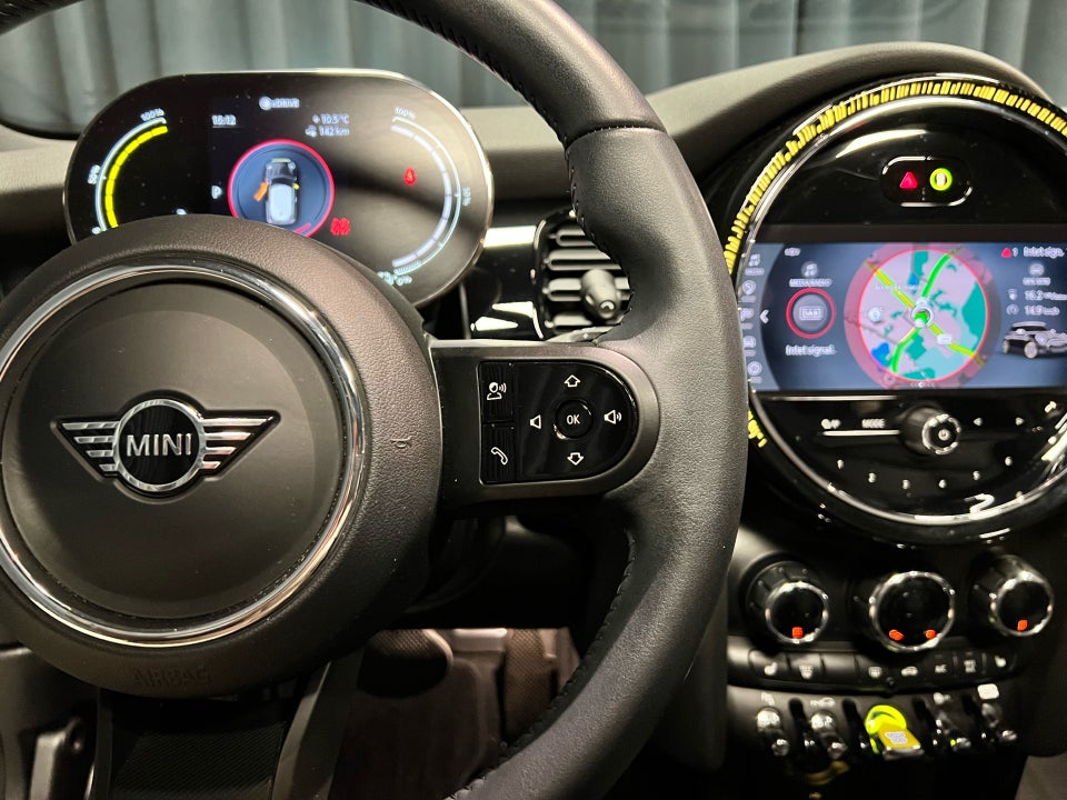 MINI Cooper SE Edition Premium Plus 3d