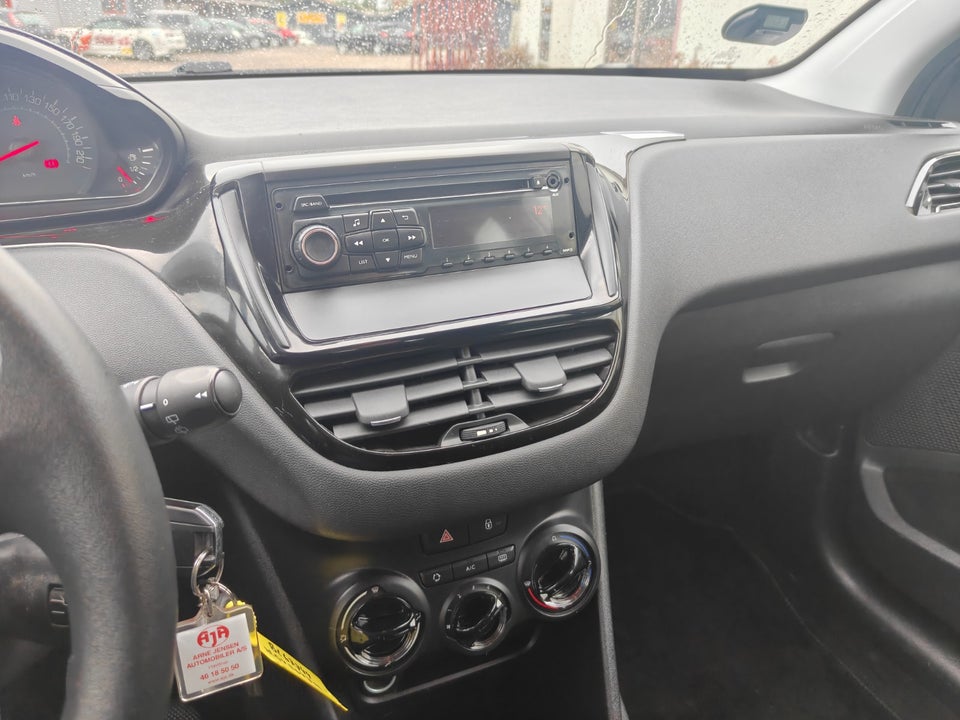 Peugeot 208 1,0 VTi Active 5d