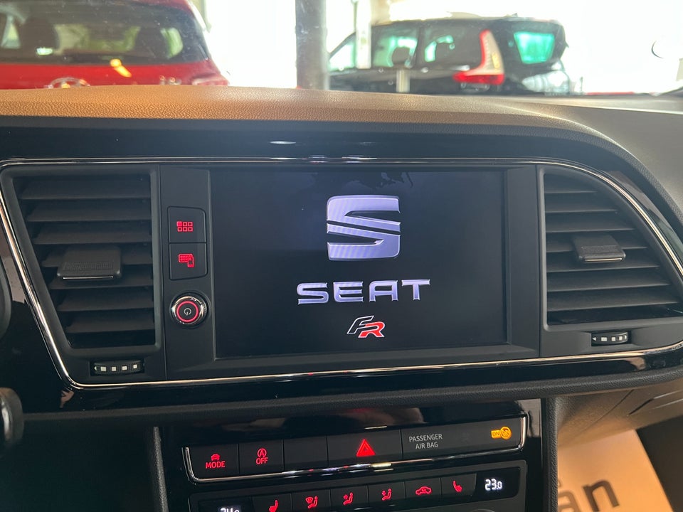 Seat Leon 1,5 TSi 150 FR Black Line DSG 5d