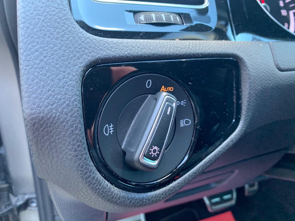 VW Golf VII 1,4 GTE DSG 5d