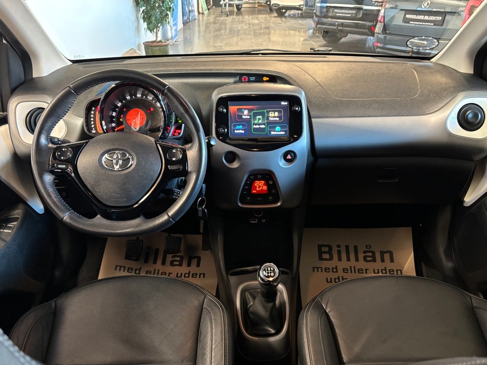 Toyota Aygo 1,0 VVT-i x-pose 5d