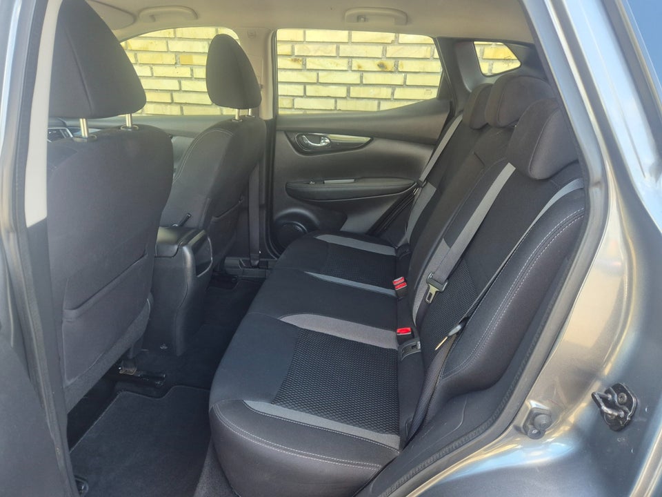 Nissan Qashqai 1,5 dCi 115 Acenta 5d