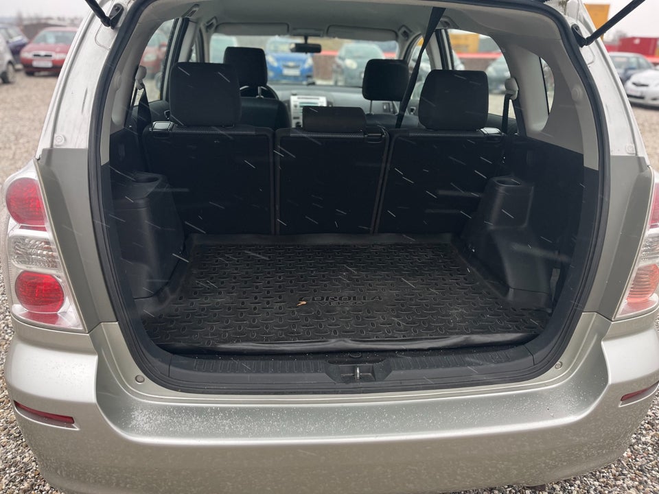 Toyota Verso 1,6 Basic 5d