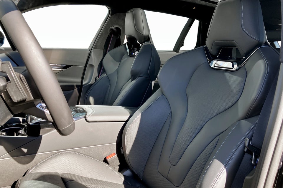 BMW i5 eDrive40 Touring Fully Charged 5d