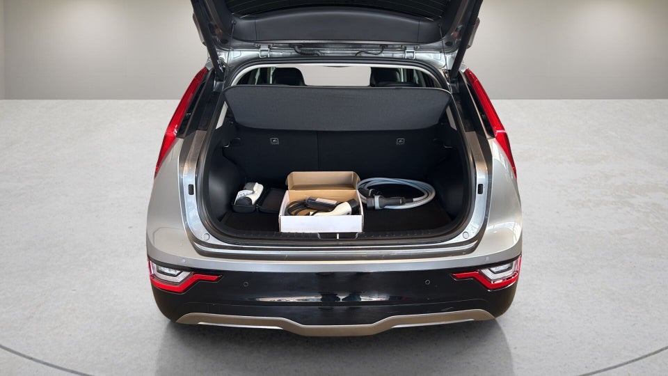 Kia Niro 64 EV Prestige 5d