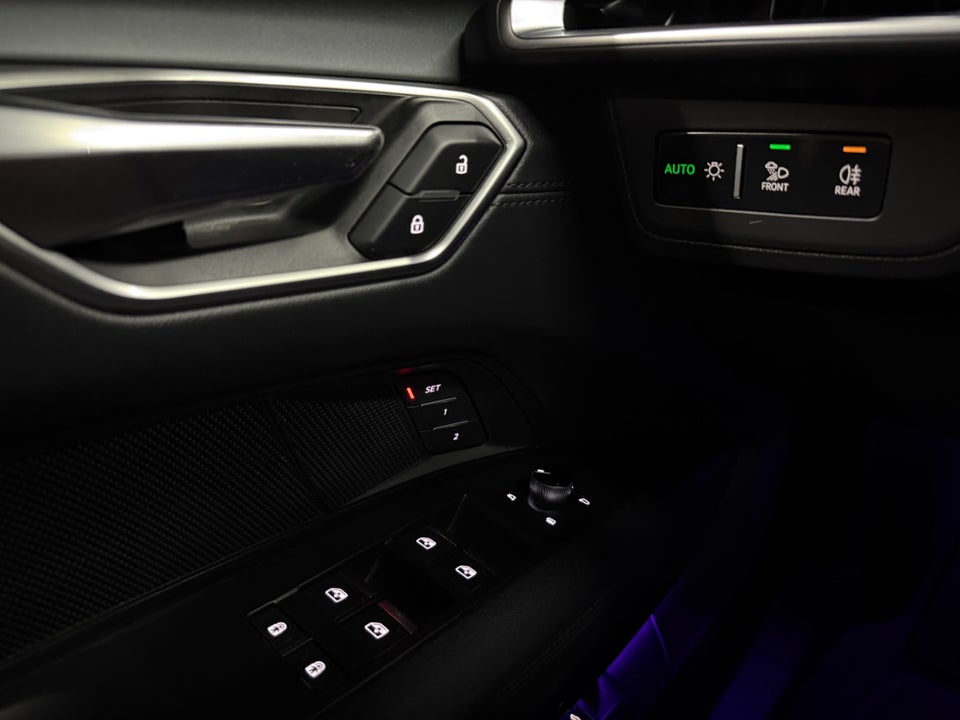 Audi e-tron GT pro quattro 4d