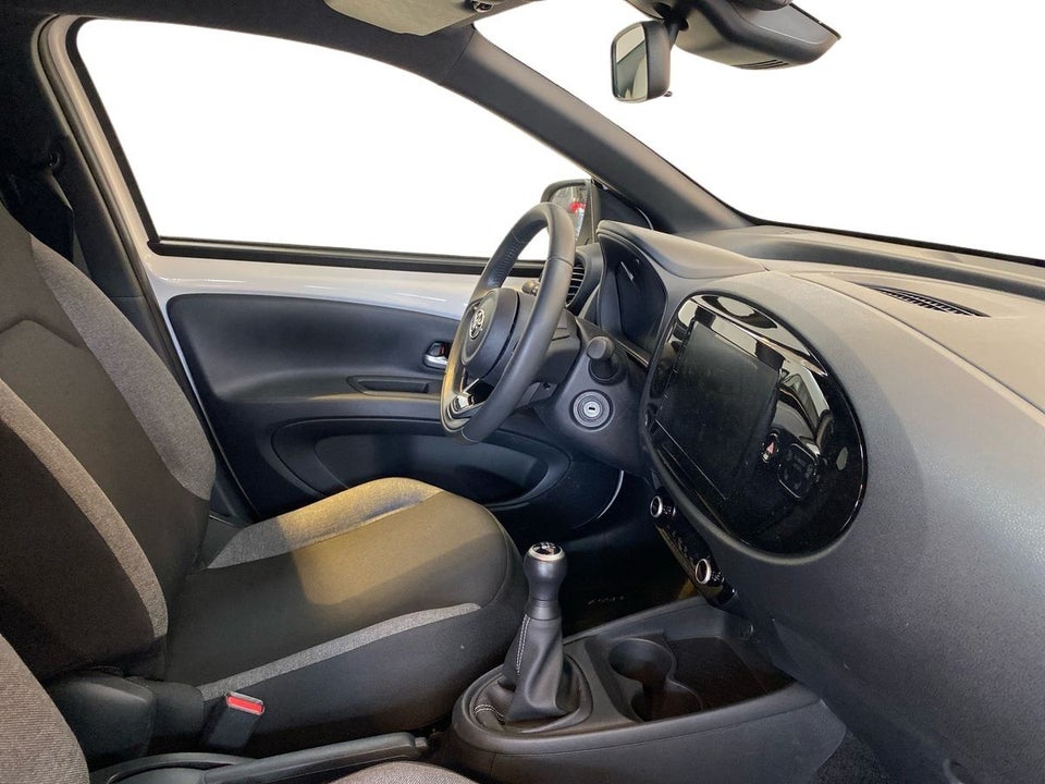 Toyota Aygo X 1,0 Active 5d