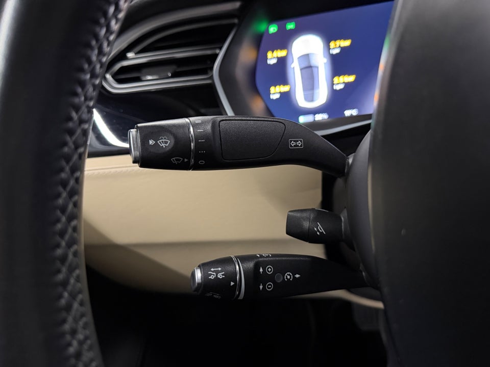 Tesla Model S 70D 5d