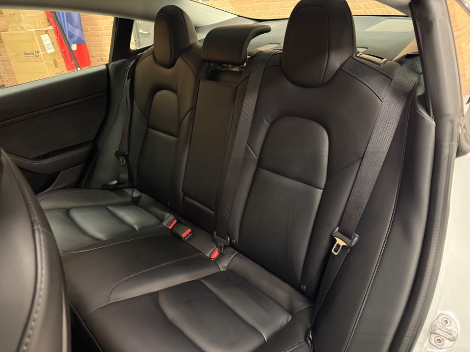 Tesla Model 3 Performance AWD 4d