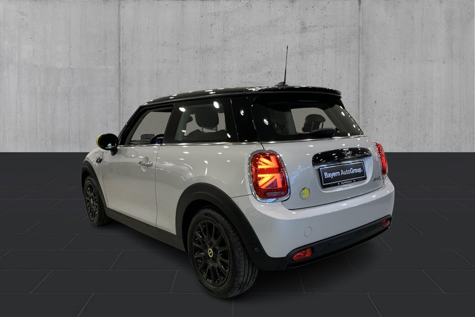 MINI Cooper SE Classic Trim 3d