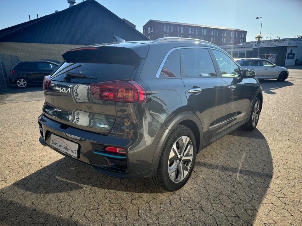 Kia e-Niro 64 Advance 5d