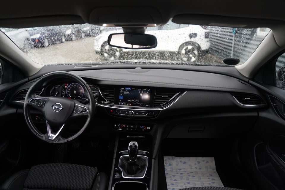 Opel Insignia 1,5 T 165 Impress Grand Sport 5d