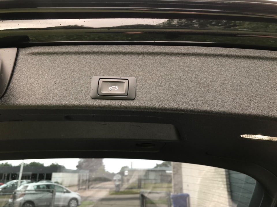 Audi A4 3,0 TDi 218 Sport Avant quattro S-tr 5d