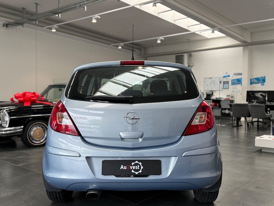 Opel Corsa 1,0 12V Enjoy 5d
