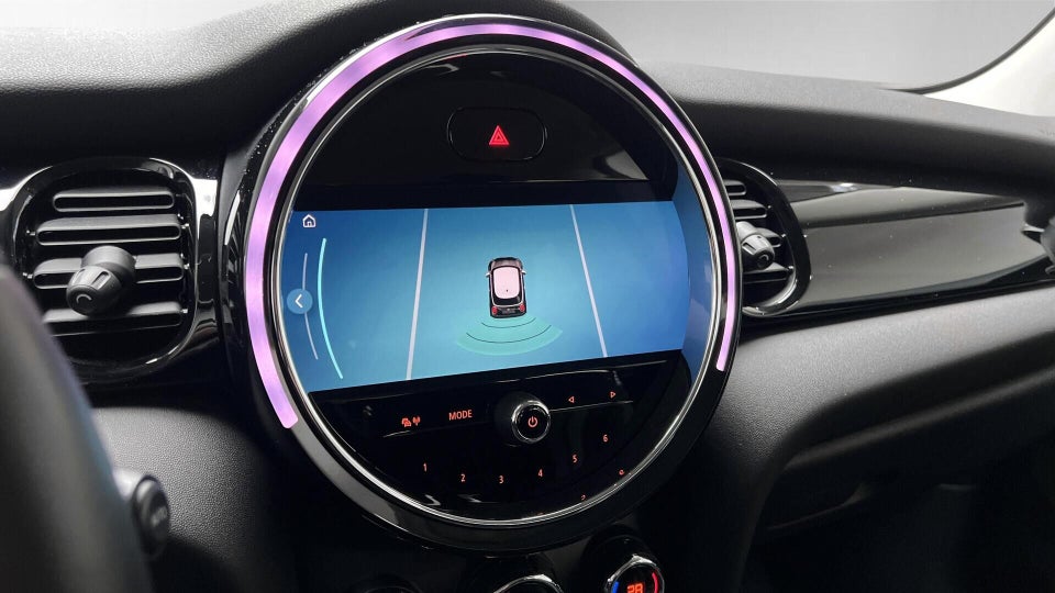 MINI Cooper SE Essential 3d