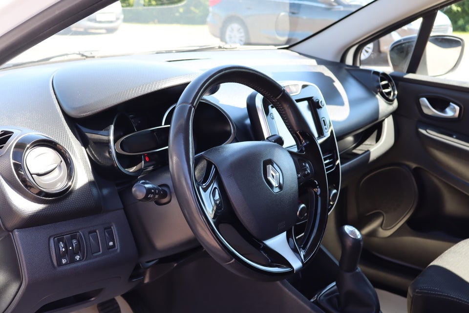 Renault Clio IV 1,5 dCi 75 Expression Sport Tourer 5d