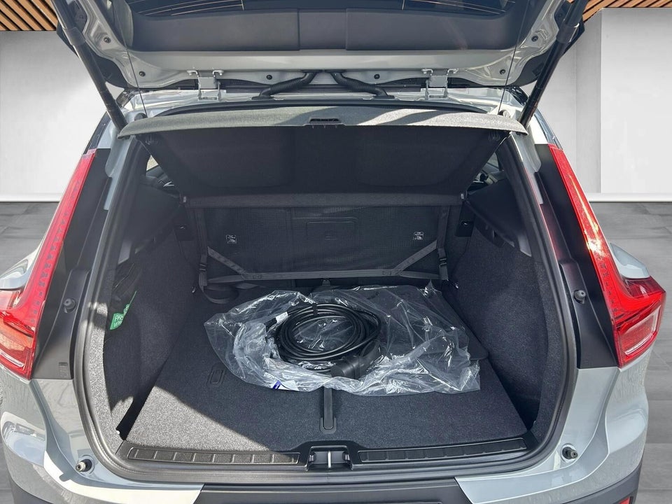 Volvo EX40 Extended Range Ultra 5d
