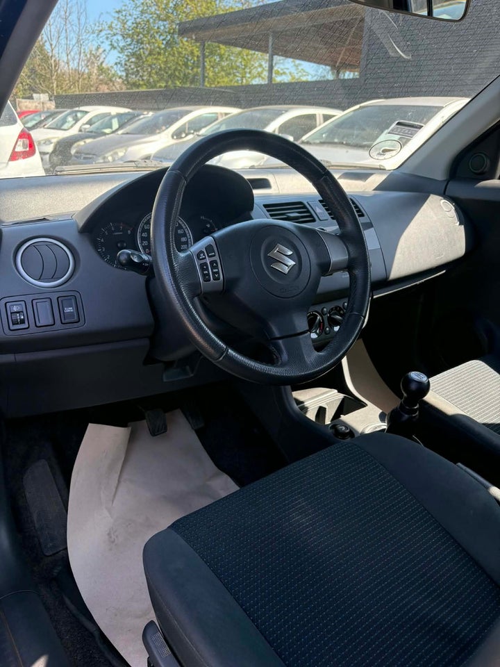 Suzuki Swift 1,3  5d