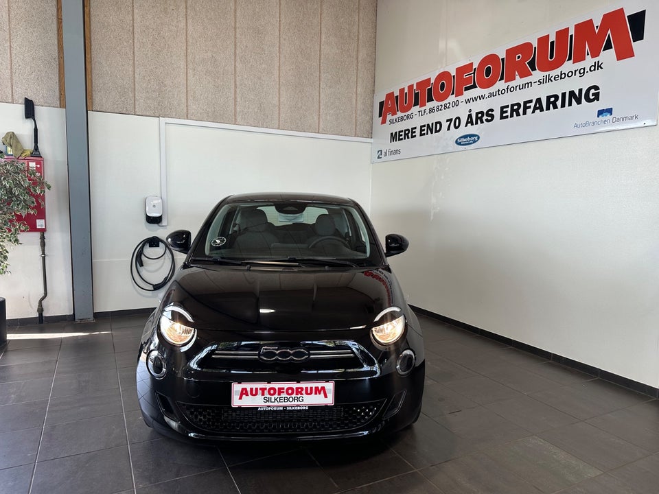 Fiat 500e 42 Icon 3d