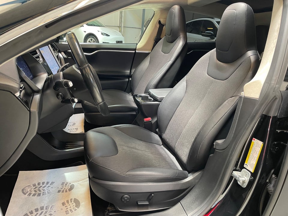 Tesla Model S 70D 5d