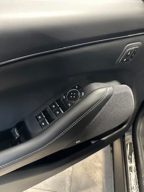 Ford Mustang Mach-E 70 Premium Standard Range 5d