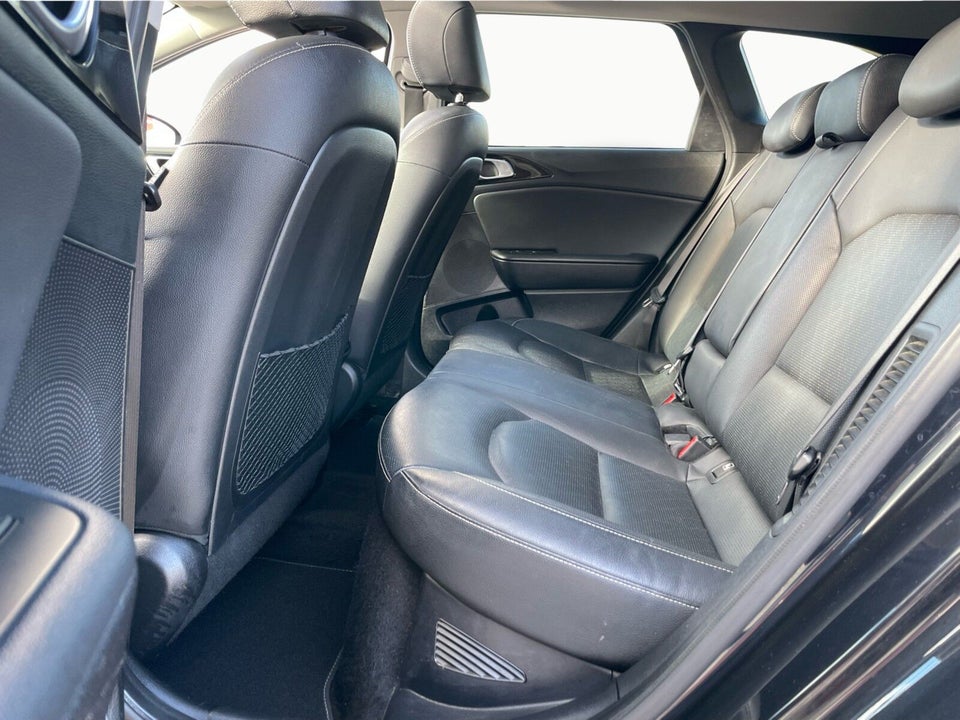 Kia Ceed 1,6 PHEV Upgrade+ SW DCT 5d